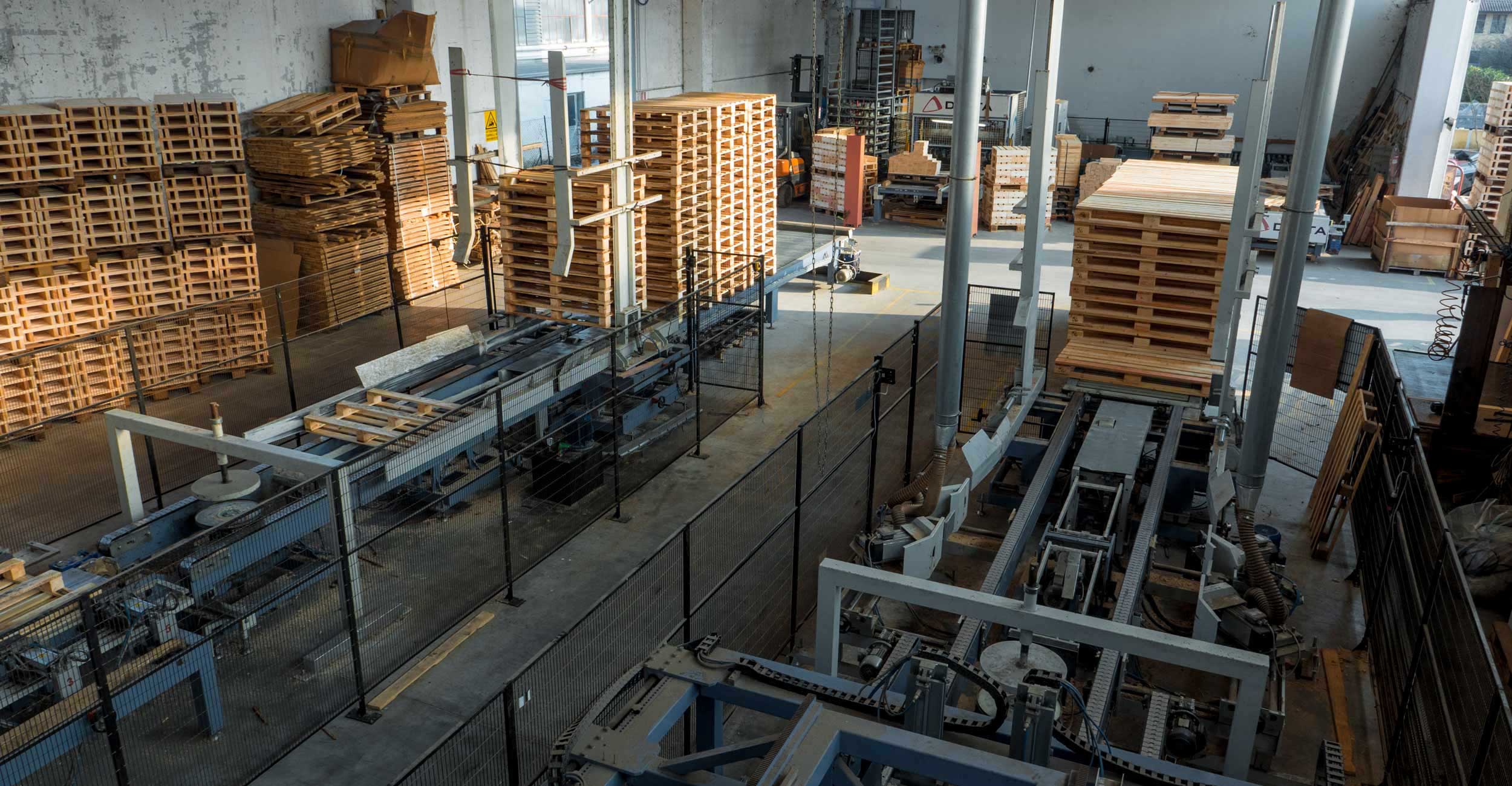 Una gamma completa di pallets in legno a due o quattro vie